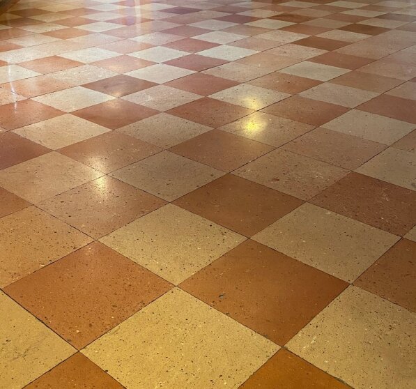 Photo-pour-renovation-et-traitement-de-sols